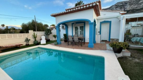 Precioso chalet independiente en Denia con piscina